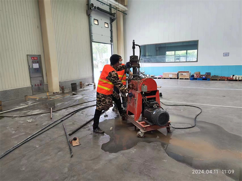 屯昌厂房地面下沉塌陷注浆加固施工